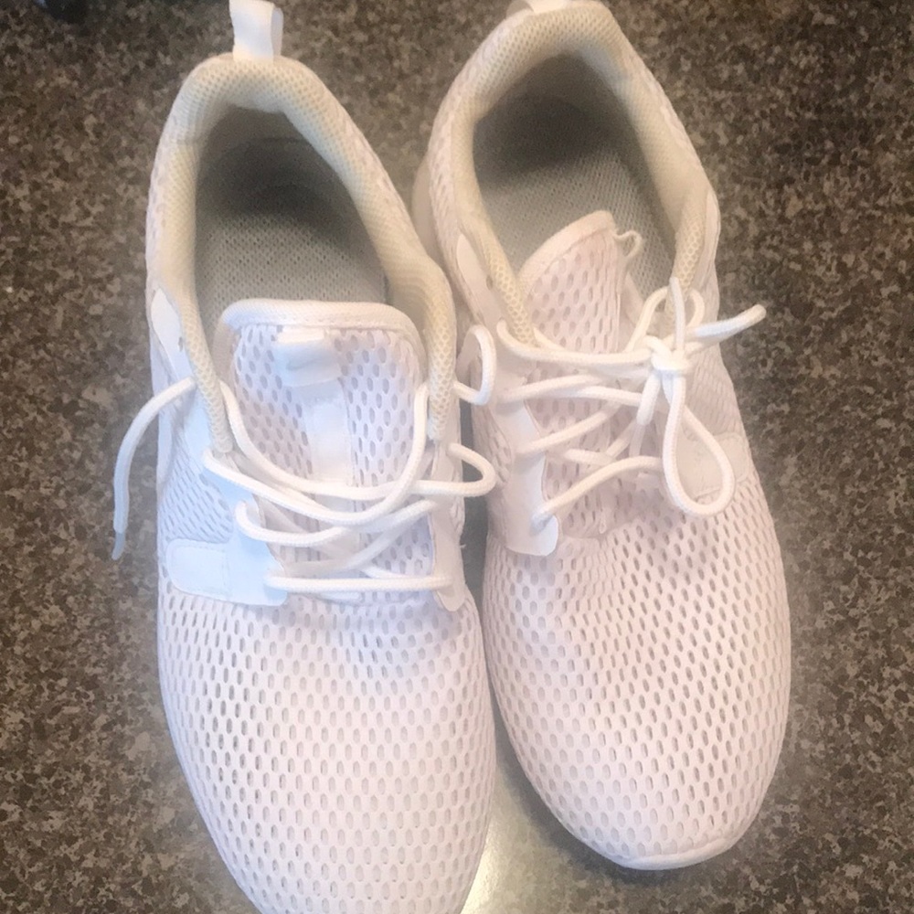 Nike White Sneaker